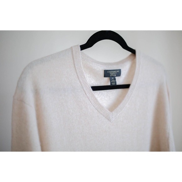 Club Room Luxury Men's V-Neck Cashmere Sweater in Oatmeal SZ XL - Picture 4 of 8